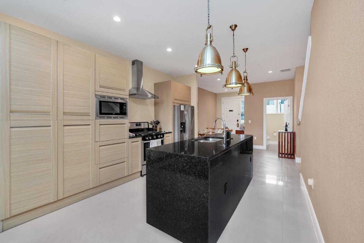 Luxury Villa Less Than A Mile From Disneyworld -Bonus Elevator- Ορλάντο Εξωτερικό φωτογραφία